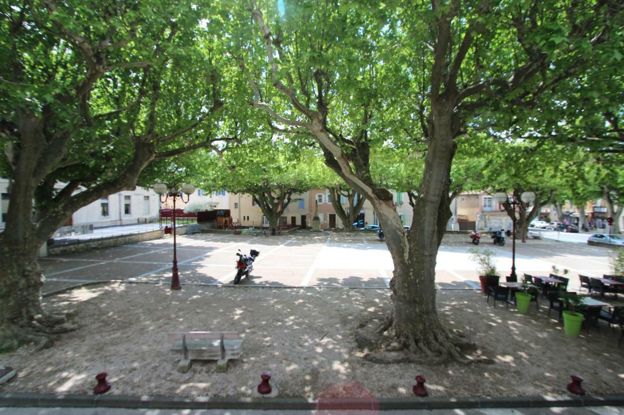 "La Place Du Village" Бедуен Екстер'єр фото